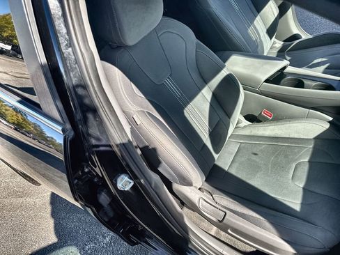 Used 2022 Hyundai Elantra SEL w/ Convenience + Premium Package image 32