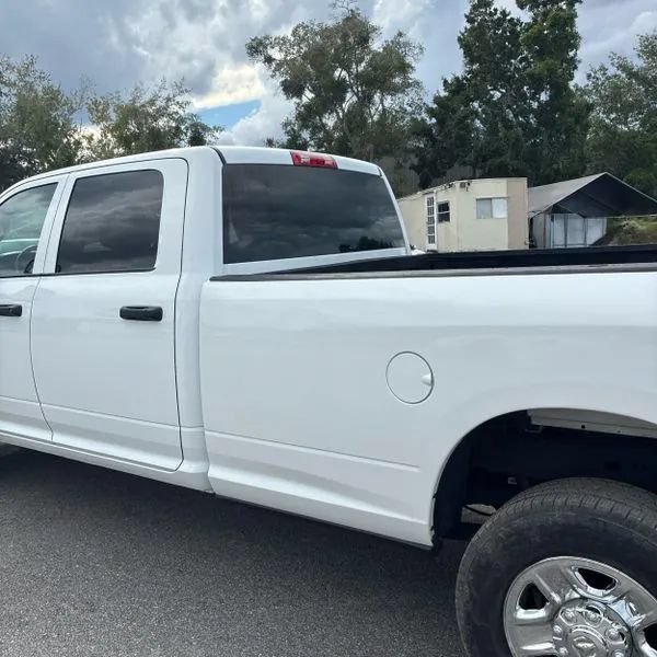 Used 2022 RAM 2500 Tradesman w/ Chrome Appearance Group AWD/4WD image 3