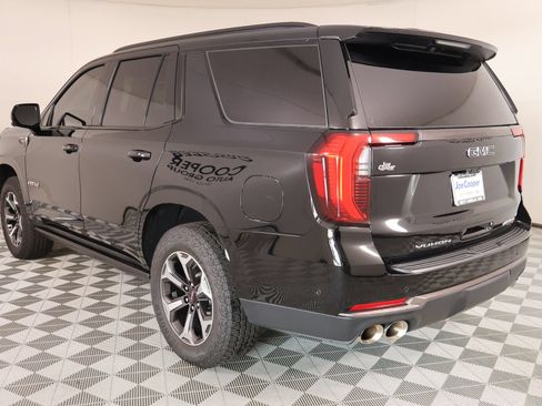 Used 2025 GMC Yukon AT4 Ultimate w/ LPO, Floor Liner Package AWD/4WD image 25