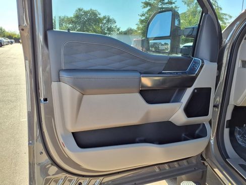New 2026 Ford F450 Platinum w/ Platinum Plus Package AWD/4WD image 24