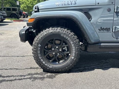 New 2026 Jeep Gladiator Sport AWD/4WD image 11