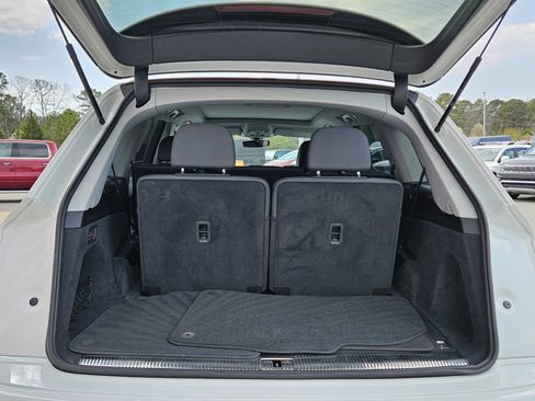 Used 2022 Audi Q7 Premium Plus image 30