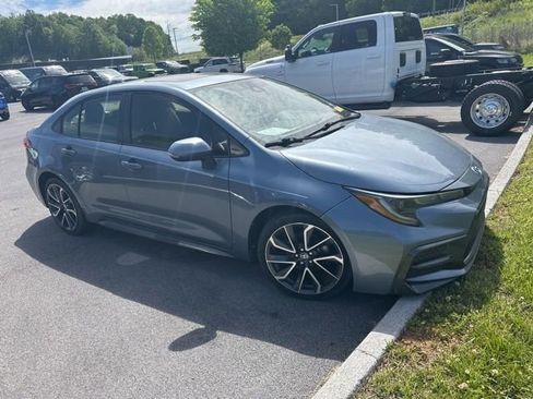 Used 2020 Toyota Corolla SE w/ SE Premium Package FWD image 10