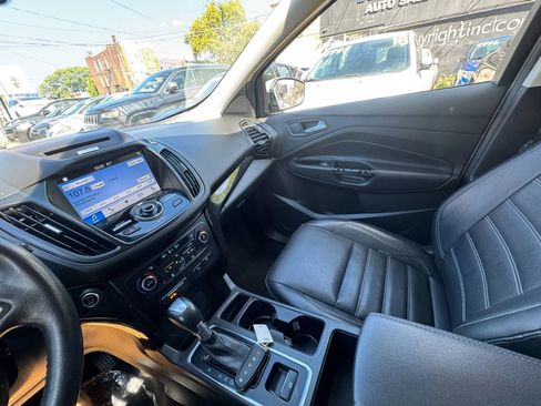 Used 2017 Ford Escape Titanium image 25