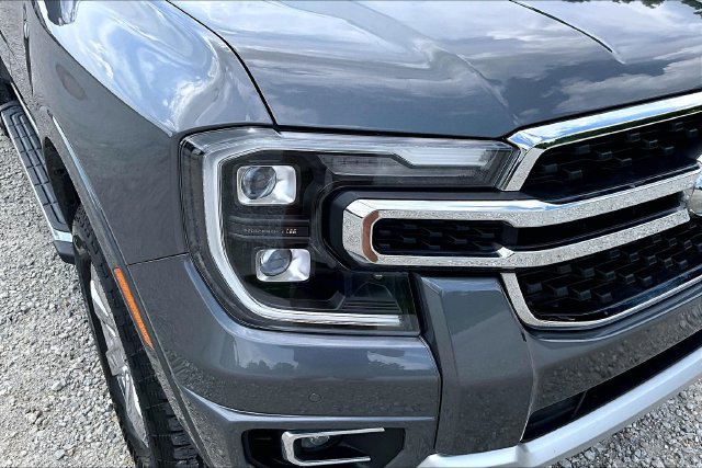 Used 2024 Ford Ranger Lariat w/ Advanced Towing Package AWD/4WD image 28