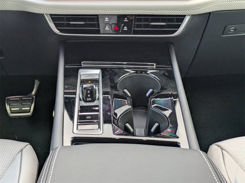 New 2026 Volkswagen Atlas Cross Sport SEL Premium R-Line image 23