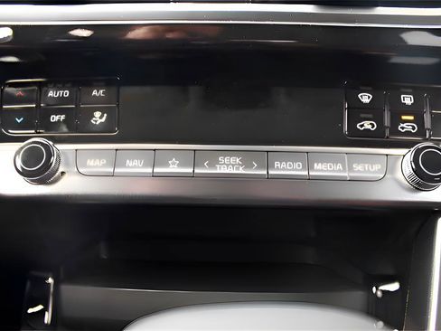 New 2026 Kia Seltos S AWD/4WD image 11