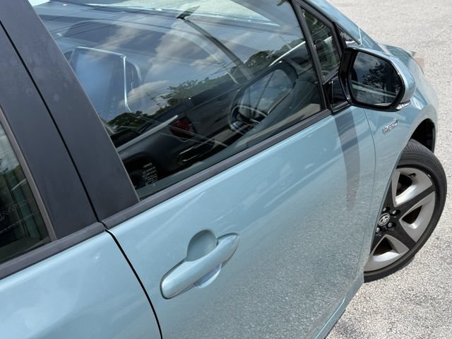 Used 2019 Toyota Prius Limited FWD image 10