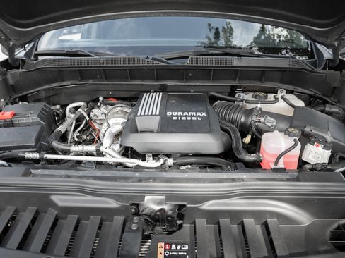 Used 2023 Chevrolet Silverado 1500 RST w/ LPO, Liner Protection Package image 16