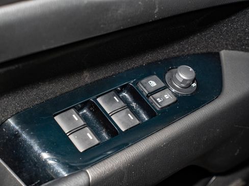 Used 2018 MAZDA CX-5 Sport image 34