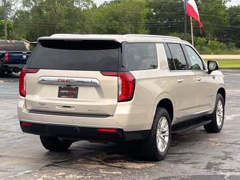Used 2021 GMC Yukon XL SLT w/ SLT Luxury Package AWD/4WD image 9