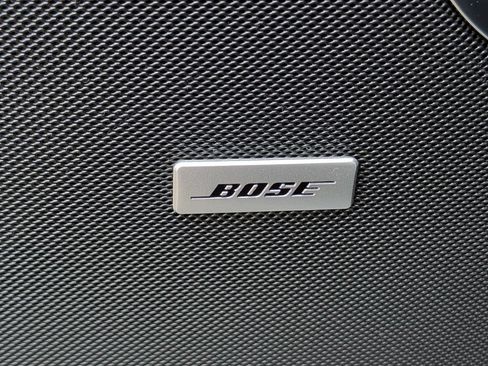 Used 2025 GMC Yukon XL Denali AWD/4WD image 29