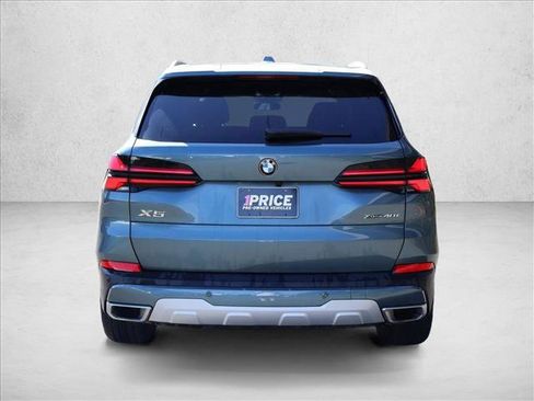 Used 2026 BMW X5 xDrive40i AWD/4WD image 9