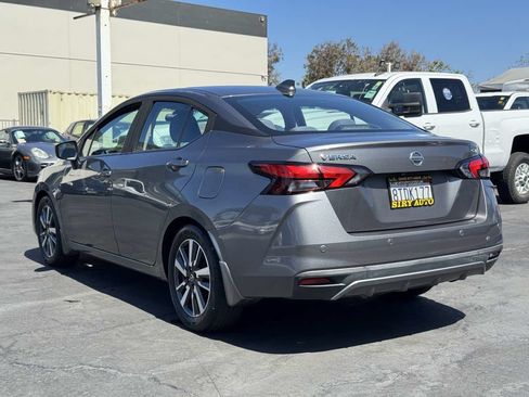 Used 2020 Nissan Versa SV FWD image 12