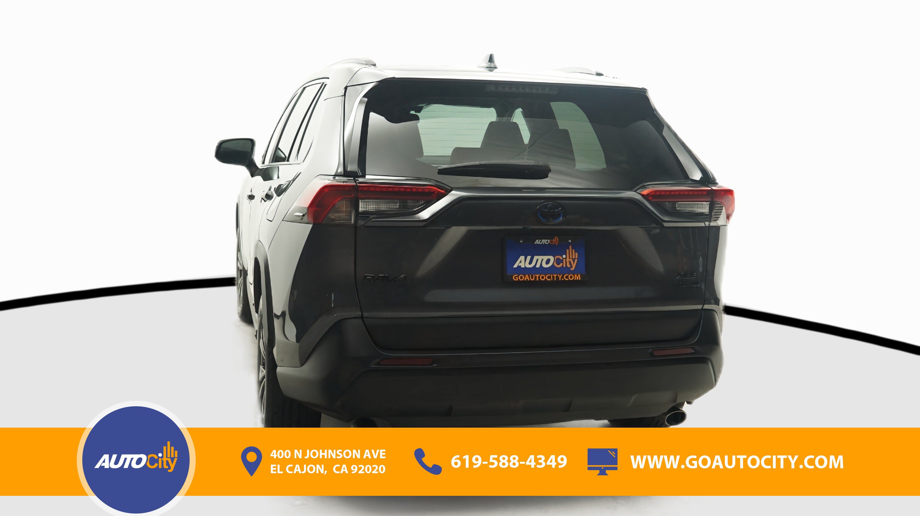 Used 2022 Toyota RAV4 XLE Premium AWD/4WD image 15