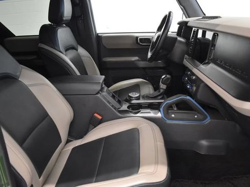 Used 2023 Ford Bronco Wildtrak AWD/4WD image 19