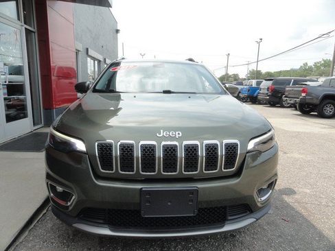 Used 2019 Jeep Cherokee Limited AWD/4WD image 3