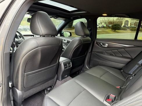 Used 2023 INFINITI Q50 Sensory image 27