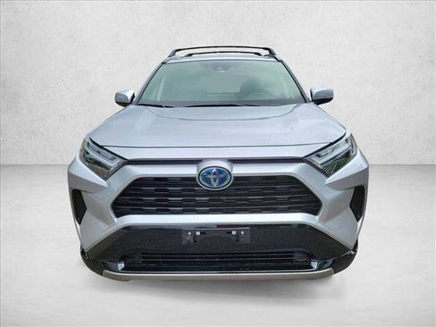 Used 2023 Toyota RAV4 SE AWD/4WD image 2