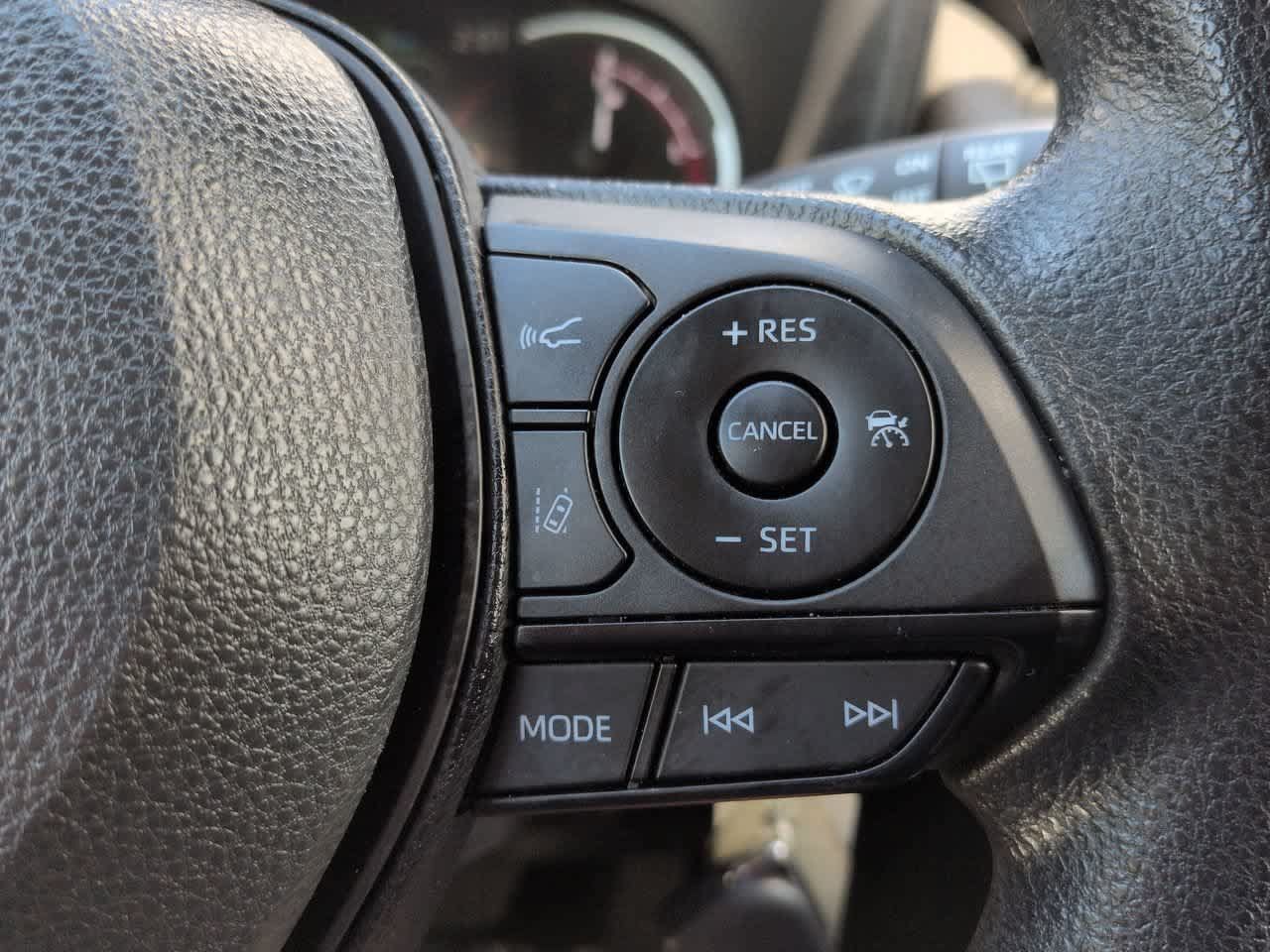 Certified 2023 Toyota RAV4 LE FWD image 23