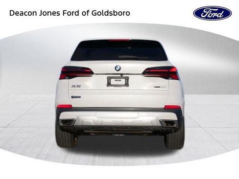 Used 2024 BMW X5 xDrive40i image 4