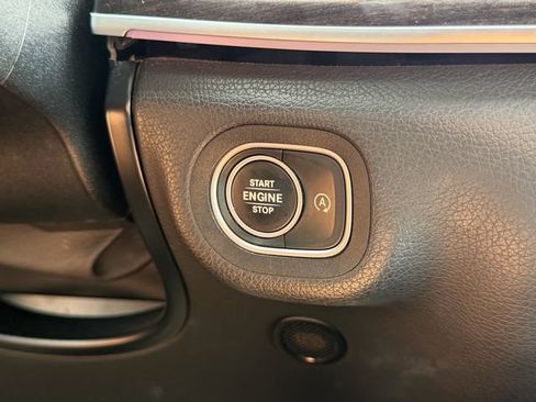 Used 2020 Mercedes-Benz GLE 350 w/ Premium Package image 26