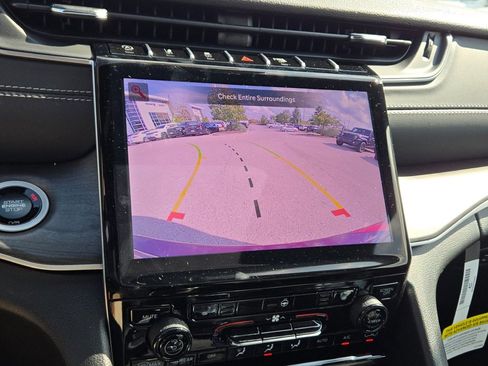 New 2025 Jeep Grand Cherokee Limited w/ MOPAR Finishing Package image 31