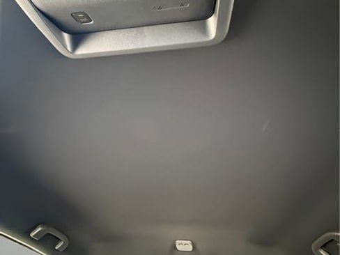 Used 2025 Nissan Frontier PRO-4X image 22