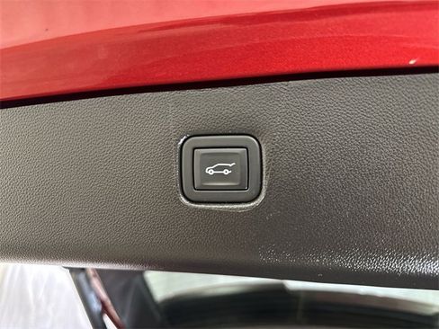 Used 2024 Chevrolet Blazer LT w/ Convenience Package image 23