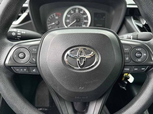 Certified 2021 Toyota Corolla LE FWD image 20