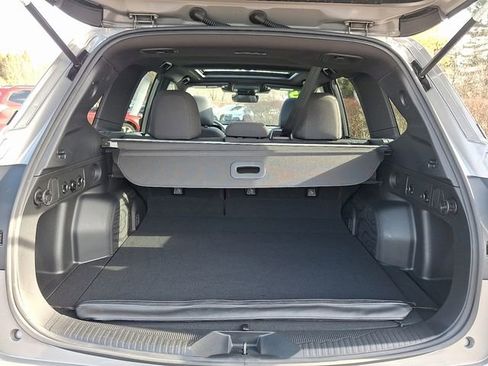 Certified 2025 Subaru Forester Premium image 26