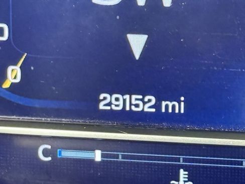 Used 2024 Chevrolet Silverado 2500 LT w/ Convenience Package image 24