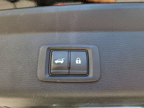 Used 2023 Mitsubishi Outlander SE FWD image 10