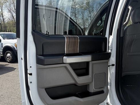 Used 2017 Ford F150 Lariat AWD/4WD image 49