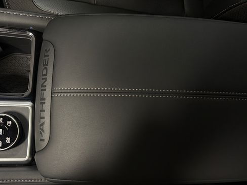 New 2026 Nissan Pathfinder SL AWD/4WD image 19