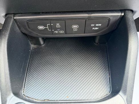 Used 2025 Kia K4 FWD image 19