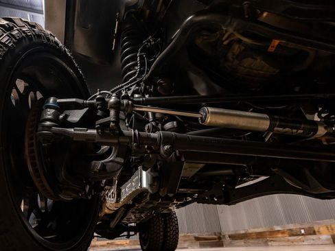 Used 2022 Ford F450 Platinum w/ FX4 Off-Road Package image 13