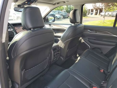 Used 2022 Jeep Grand Cherokee Limited 4xe AWD/4WD image 31