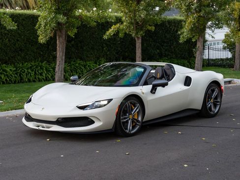 Used 2023 Ferrari 296 GTS RWD image 70