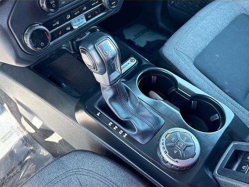 Used 2025 Ford Bronco Big Bend image 17