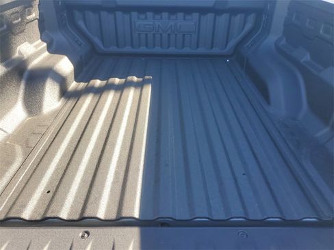 New 2026 GMC Canyon Elevation image 6