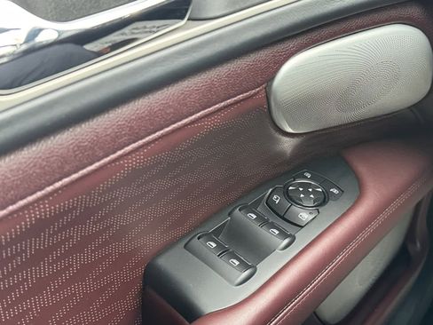 Used 2018 Lincoln MKZ Black Label w/ Technology Package image 16