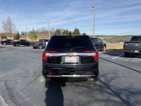 Used 2021 GMC Acadia Denali w/ Denali Technology Package image 6