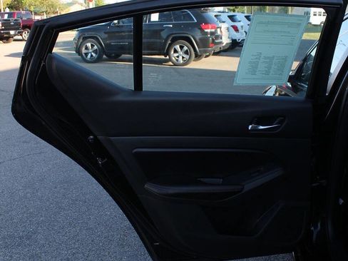 Used 2021 Nissan Altima 2.5 SR image 15