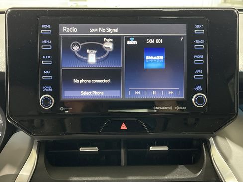 Used 2022 Toyota Venza XLE image 23