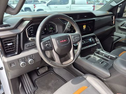 Used 2026 GMC Sierra 2500 AT4 w/ AT4 Premium Plus Package AWD/4WD image 30
