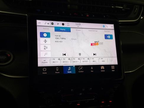 Used 2023 Jeep Grand Cherokee 4WD 4xe w/ Luxury Tech Group II image 20