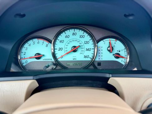 Used 2004 Toyota Solara SLE FWD image 17