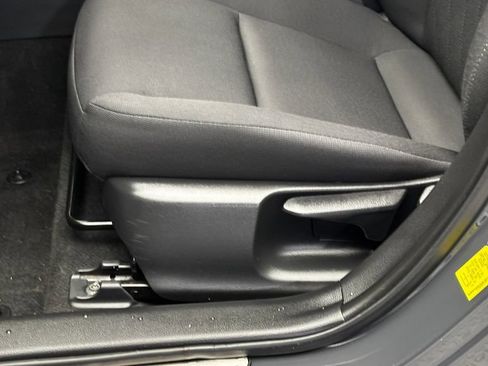 Used 2024 Toyota Corolla LE w/ LE Convenience Package FWD image 13