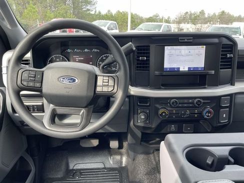 New 2026 Ford F250 XL w/ XL Chrome Package AWD/4WD image 10